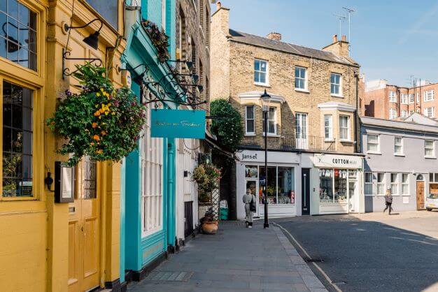 Irresistible Areas to Shop in London 3 Notting Hill is one of the best shopping areas in London