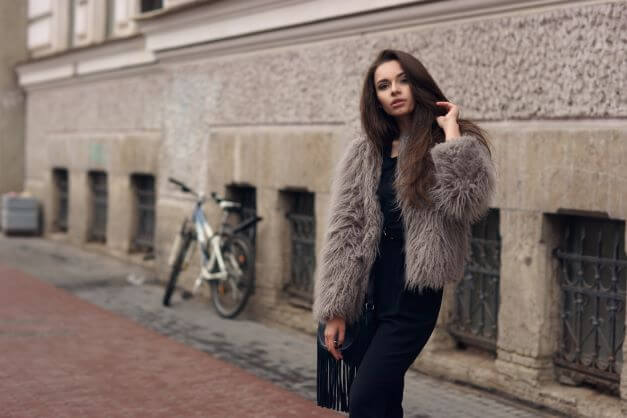 Latest Trends In Women's Fashion For Winter 2022 3 fur coat