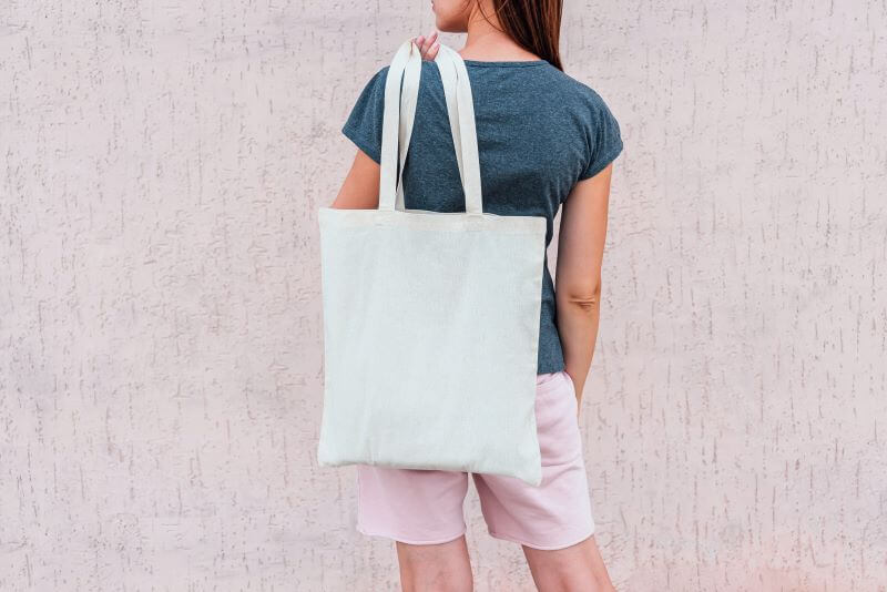 Different Types of Handbag Styles to Suit Your Needs 1 tote bag