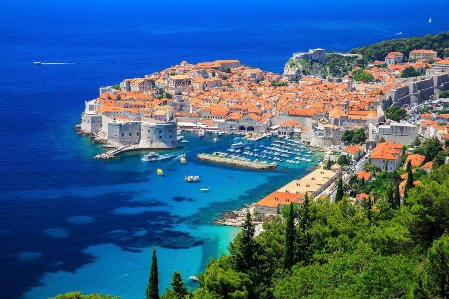 Must-see picturesque treasures in the Mediterranean 2 Dubrovnik in Croatia