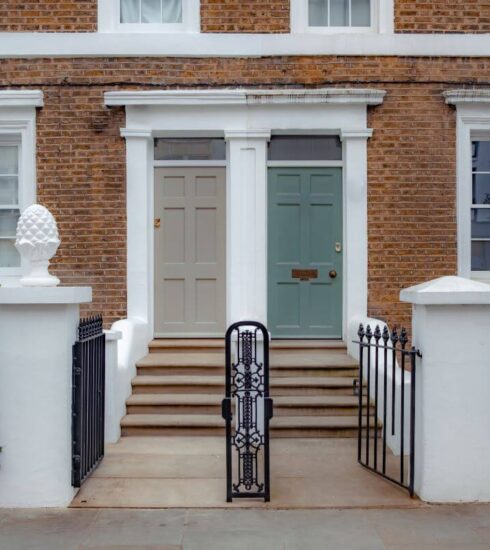 typical london terraced houses