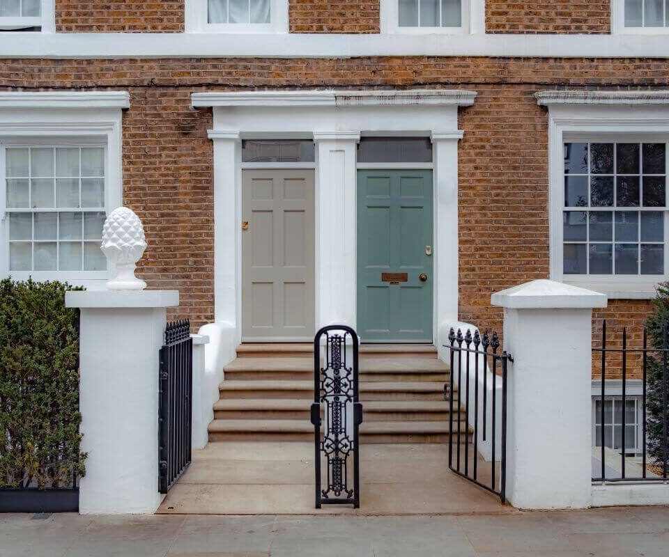 typical london terraced houses