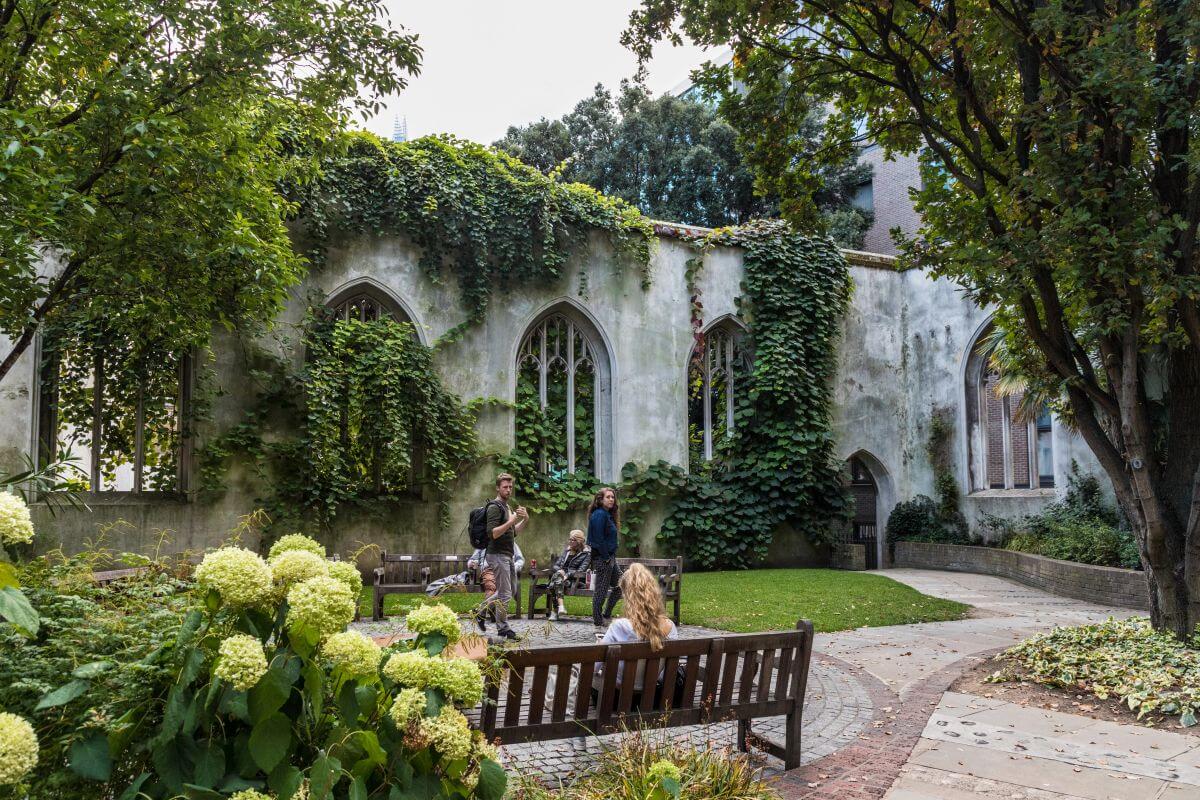 Solo in the City: A Business Traveller’s Guide to London’s Hidden Gems 5 St. Dunstan in the East