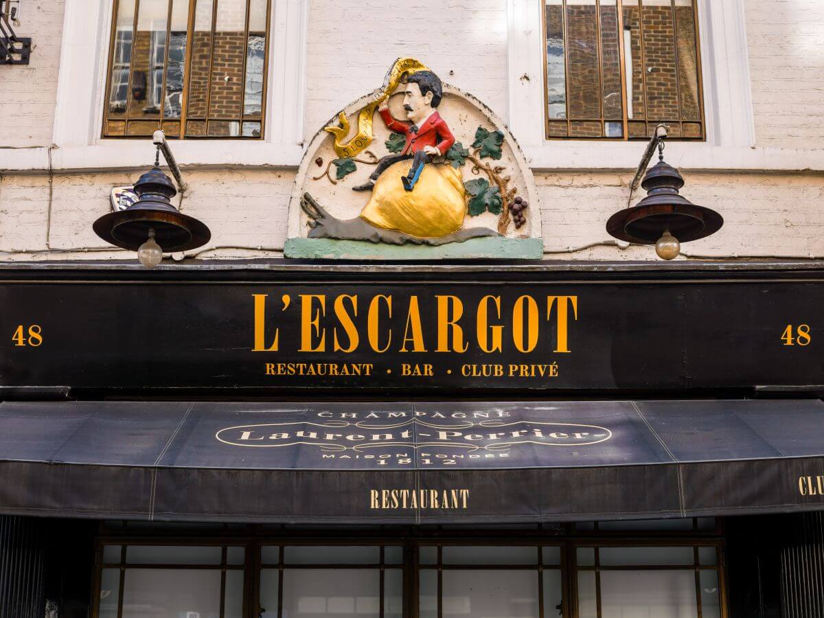 The Best Fine Dining Restaurants in London for a Memorable Night Out 1 L’Escargot in Soho has been providing fine dining in London for nearly 100 years
